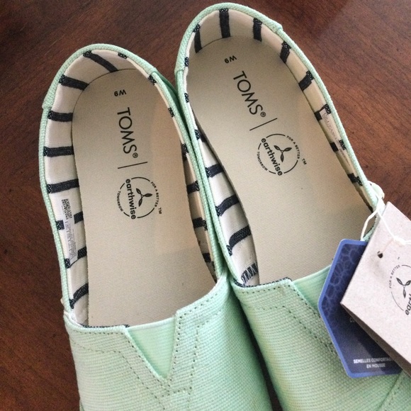 Toms Alpargata Pastel Green Heritage Canvas Slip-Ons Size 9W. NWT - Picture 3 of 5